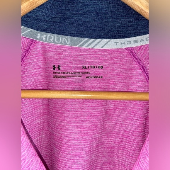 Women’s UNDER ARMOUR heather pink thumb hole half zip Top size XL - Picture 3 of 8